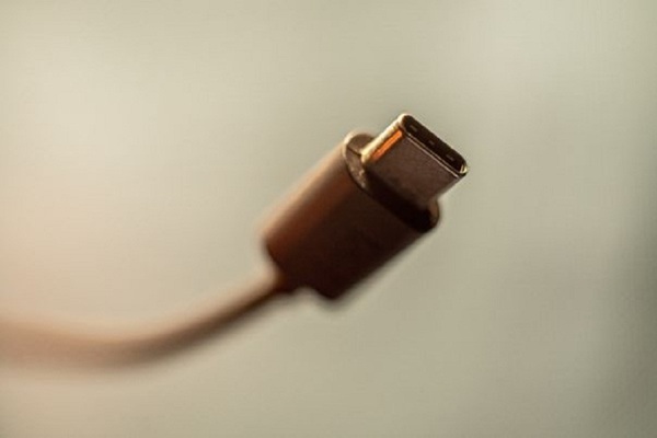 ¡Atención! Huawei implementó un detector de cargadores falsos