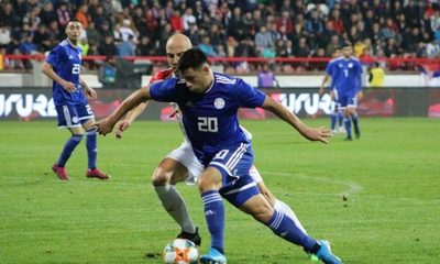 “Interceptan” mensaje de una conductora de tv y se desvela relación con futbolista “europeo”