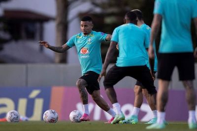 Tite esconde equipo con que Brasil se medirá con Ecuador - Fútbol Internacional - ABC Color