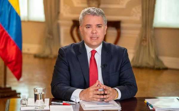 A balazos atacaron helicóptero en que se trasladaba Iván Duque y sus ministros | Noticias Paraguay