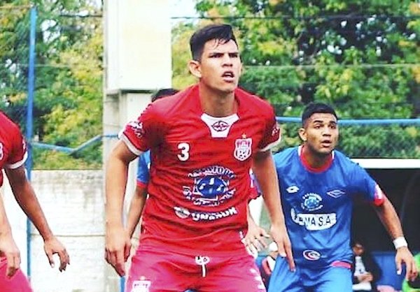 Crónica / ORLANDO BARRETO, DE ALBAÑIL A SER SOÑADOR DE PRIMERA