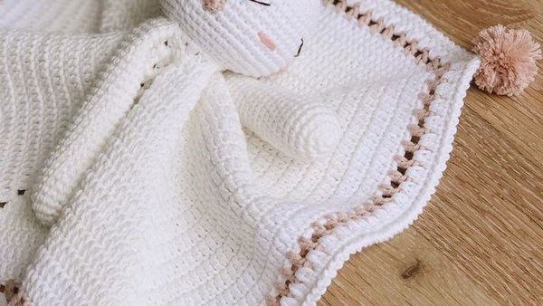 Muñecos de apego, un vínculo de afecto y calor