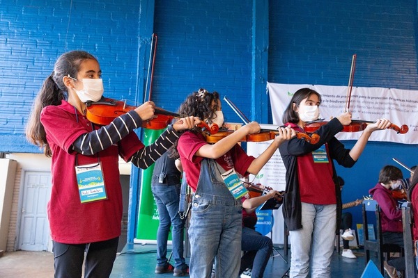 Música y ambiente en encuentro de orquestas juveniles