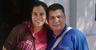 La Nación / Periodista que auxilió a enferma se contagió de COVID-19 y ahora apela a la solidaridad