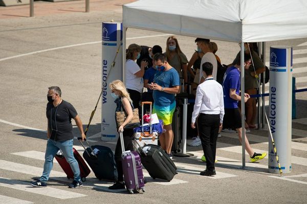 Preocupa ingreso de “variante delta” y analizan aplicar aislamiento a viajeros - Nacionales - ABC Color