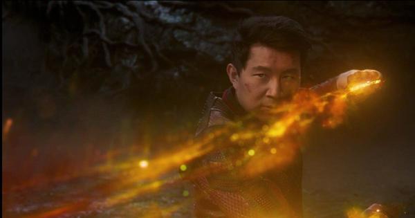 Estrenan tráiler de Shang-Chi y la Leyenda de los Diez Anillos