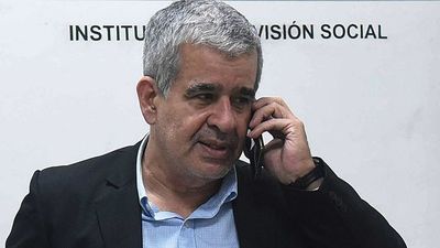 IPS justifica destitución de Pedro Halley por alarmar a jubilados de "forma irresponsable"