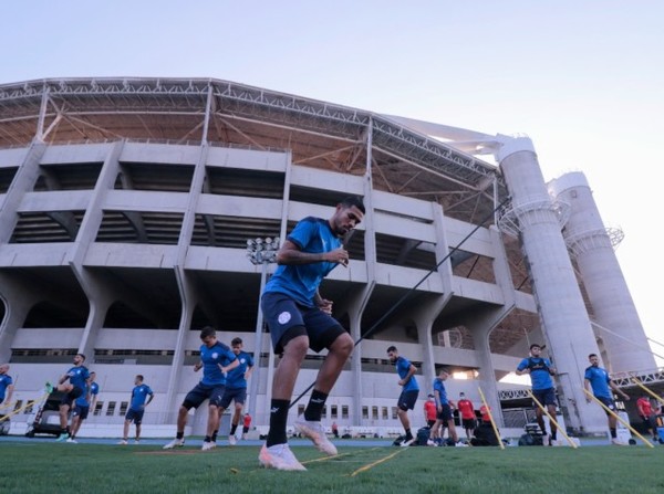 Primer entrenamiento albirrojo en suelo carioca - APF