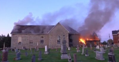 La Nación / Nuevos incendios en iglesias católicas en territorios autóctonos de Canadá