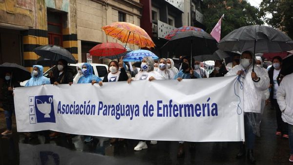 Reconocimiento a enfermeras en el Panteón Nacional es deuda histórica