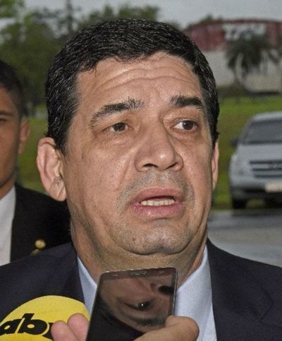 Hugo Velázquez quiere alianza con la oposición y una mujer opositora en su chapa presidencial - Nacionales - ABC Color