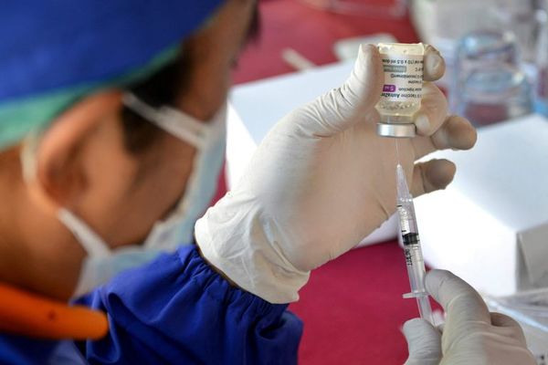 AstraZeneca comienza ensayo clínico de vacuna contra la variante surafricana - Mundo - ABC Color