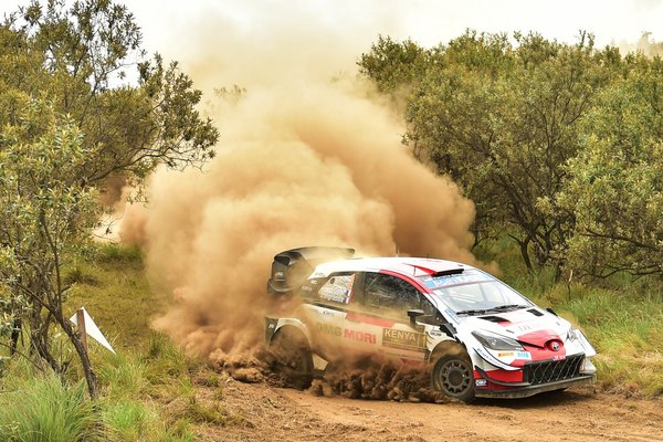Ogier reina en Kenia en otra debacle de Hyundai