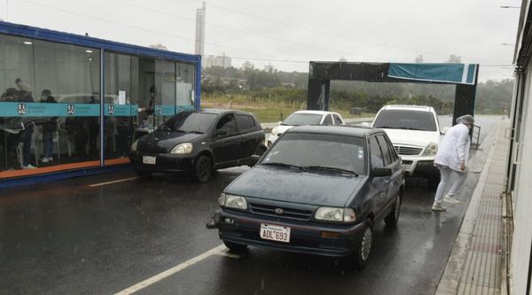 COVID: mañana arranca vacunación de personas con 50 años cumplidos - Nacionales - ABC Color