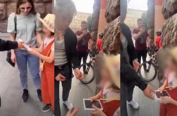 ¡Mentiroso! Influencer “regala” iPhone a niña para video; se lo arrebata cuando deja de grabar