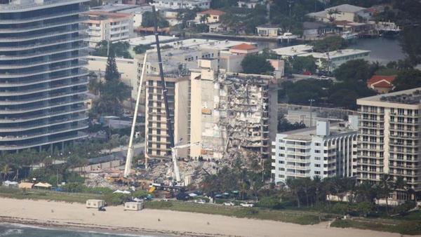 Sube a nueve cifra de muertos tras derrumbe en Miami: Identificaron a cuatro