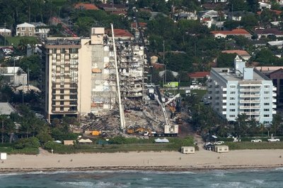Sube a 9 el número de muertos por colapso de edificio en Miami - ADN Digital