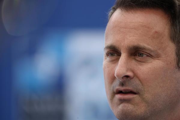 Primer ministro luxemburgués da positivo por Covid tras participar en cumbre | El Independiente