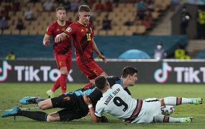 Bélgica-Italia y R.Checa-Dinamarca, primeros cuartos confirmados - Fútbol Internacional - ABC Color