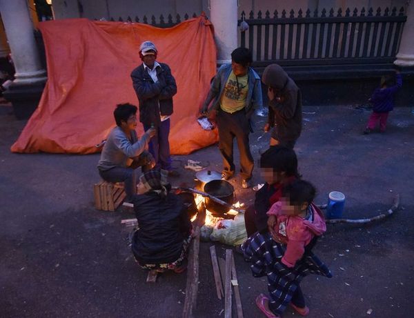 “Diferencias” entre indígenas podrían enfermar a grupos vulnerables de nativos que están pasando frío - Nacionales - ABC Color