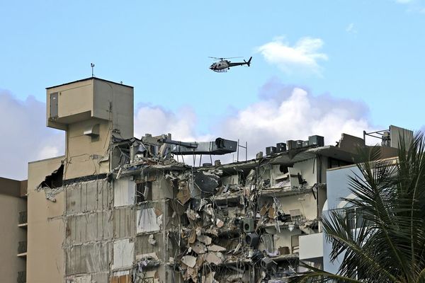 Derrumbe en Miami: Esta mañana se pudo contener el incendio en la zona | Ñanduti