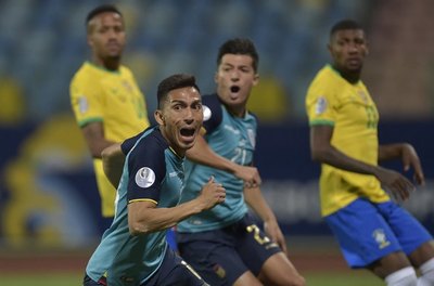 Ecuador le puso freno a Brasil y logró el último boleto a cuartos