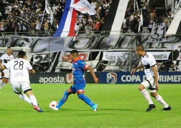 Crónica / A JOSÉ VILLAGRA, El DELIVERY QUE FICHÓ OLIMPIA.