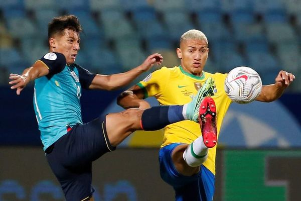 Ecuador cortó racha de Brasil - Fútbol - ABC Color