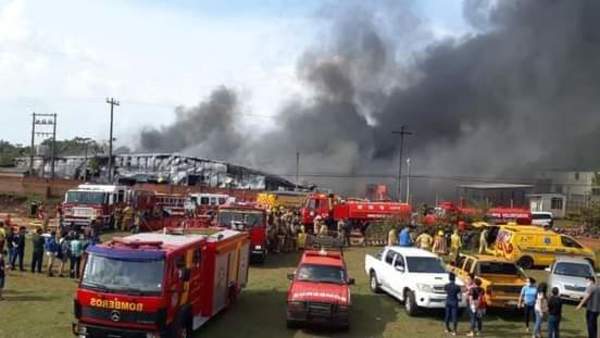 Fuego asoló fábrica de tapabocas y dejó sin puesto de trabajo a decenas de personas – Diario TNPRESS
