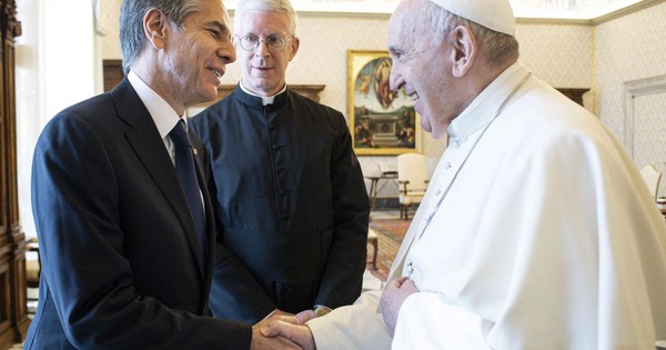 La Nación / El papa Francisco recibió a secretario de Estado de EEUU, Antony Blinken