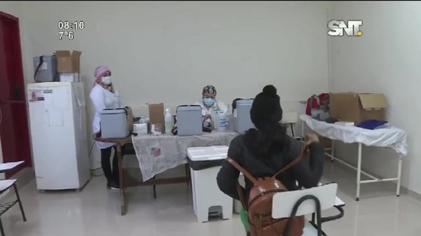 Vacunación anticovid para embarazadas en el Materno Infantil - SNT