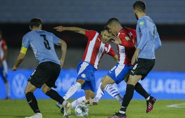 Paraguay cierra su grupo ante una Uruguay que busca evitar a Brasil