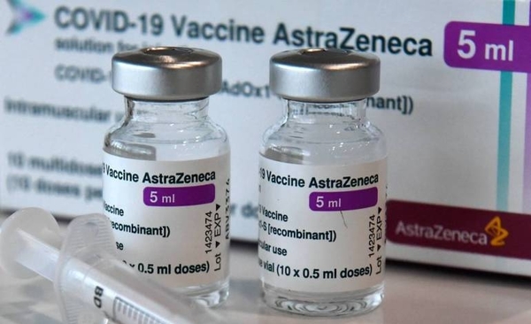 Diario HOY | Una tercera dosis de AstraZeneca puede ser un refuerzo efectivo, dice Oxford