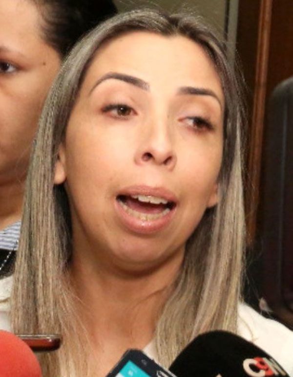 Conceden arresto domiciliario a cuñada del diputado D’Ecclesiis - Nacionales - ABC Color