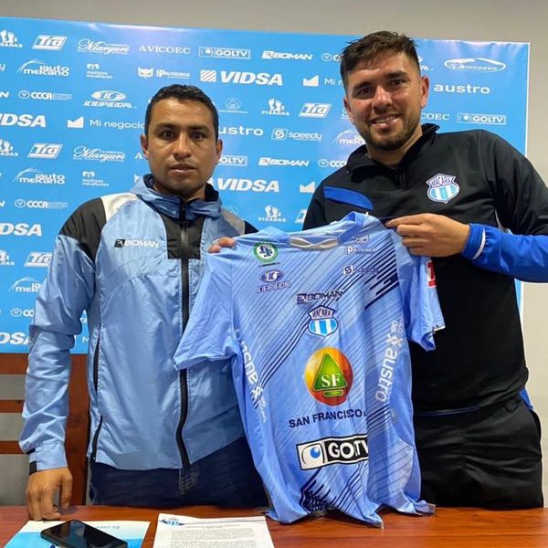 Jorge Ortega fue presentado en Macará - Fútbol Internacional - ABC Color