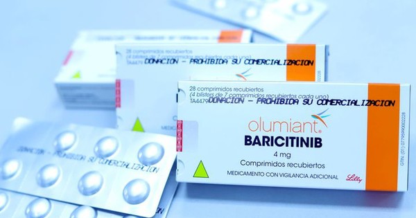 La Nación / Eli Lilly and Company donó 1.500 cajas de baricitinib para el Ministerio de Salud y el IPS