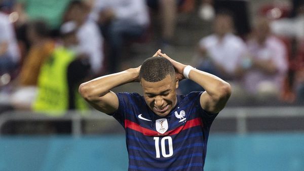 Kylian Mbappé se pronunció tras el penal malogrado