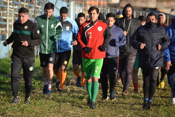 El Deportivo Caaguazú se prepara para el Nacional B