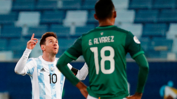 Argentina asegura el grupo con una goleada a Bolivia