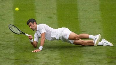 Djokovic y Muguruza ganan en el estreno