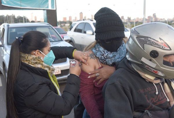 CON INMINENTE ARRIBO DE DOSIS YA VACUNARÁN A PERSONAS DE 18 A 49