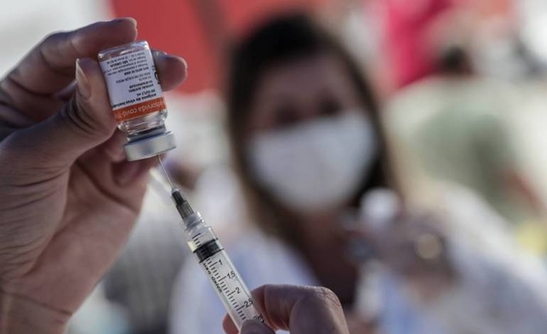 Diario HOY | La vacuna CoronaVac es segura en niños y adolescentes, según ensayo en China