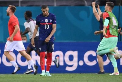 La prensa europea no tiene piedad con la eliminación de Francia - Fútbol Internacional - ABC Color
