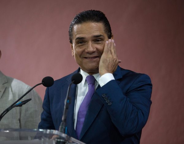 Gobernador mexicano visita Palacio Nacional para denunciar "narcoelección" - MarketData