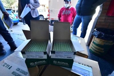 Salud recibe medicamentos por más de G. 1.500 millones adquiridos a través de la EBY