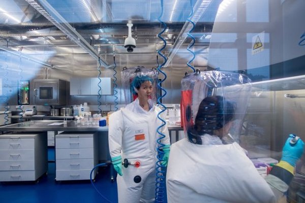 “El coronavirus se escapó del laboratorio de Wuhan”
