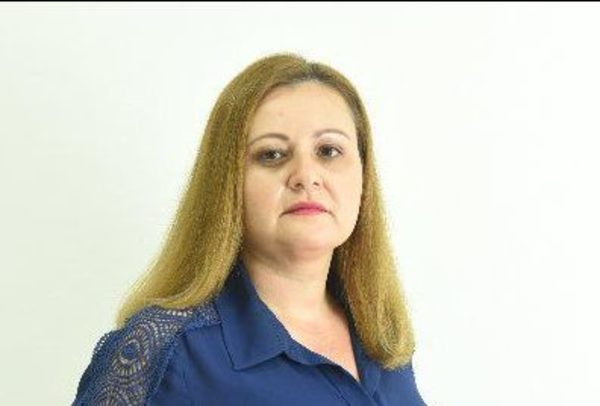 Periodista denuncia que abogada intenta quedarse con la casa de su padre: “Tenemos mucho miedo” | Ñanduti