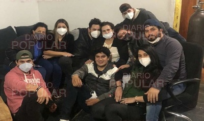 Una pareja enfermó de covid. Ella sobrevivió, pero su marido no porque faltó oxígeno en el hospital