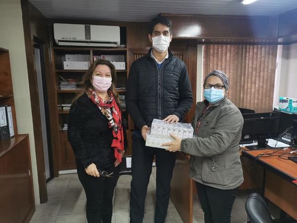 Entrega de medicamentos a pacientes de Cannabis Medicinal – Prensa 5