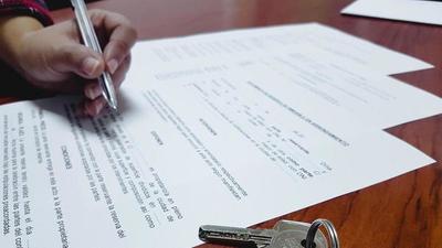 Imputan a una mujer por estafa y falsificación de documentos
